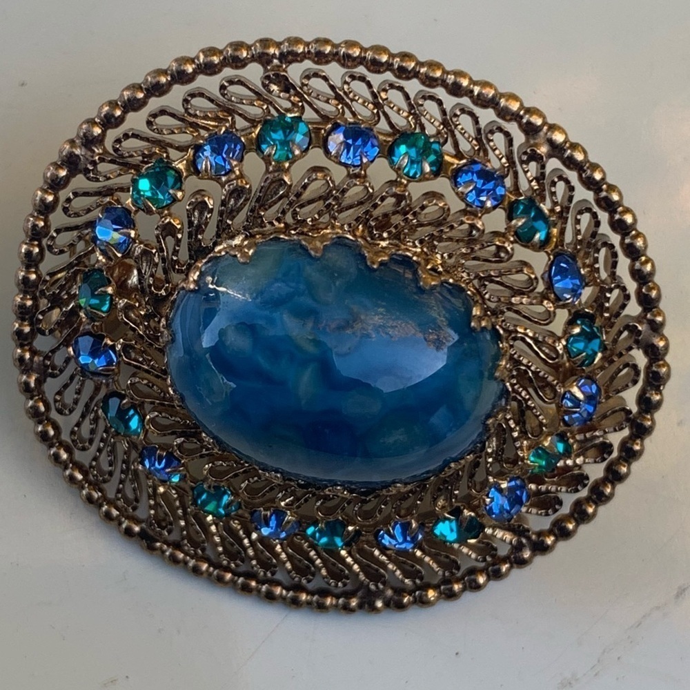 Vintage Austria Oval Blue Rhinestone Brooch Cannetille Filigree Coat Sweater Pin